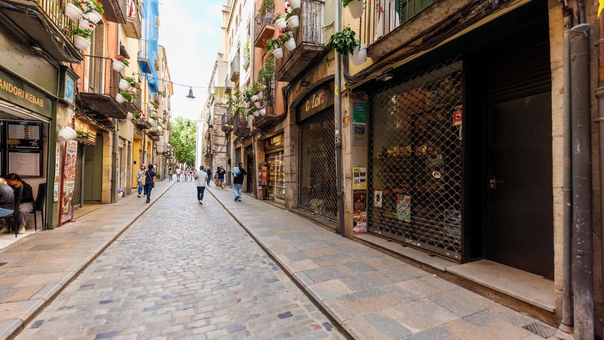 Bravissimo Ballesteries 34, Heart Of The Barri Vell 지로나 아파트